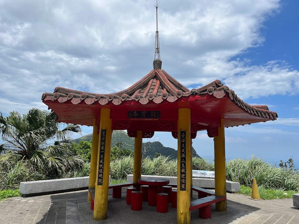 茶壺山登山口涼亭